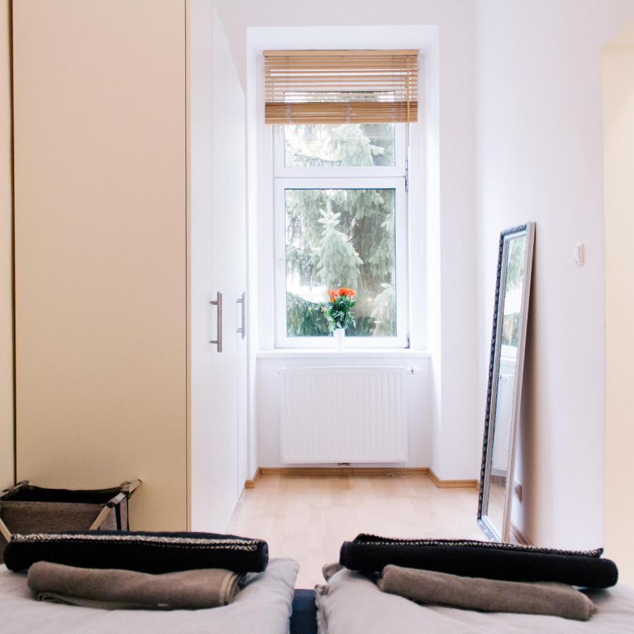 Bright, Central And Stylish City Apartment فيينا المظهر الخارجي الصورة